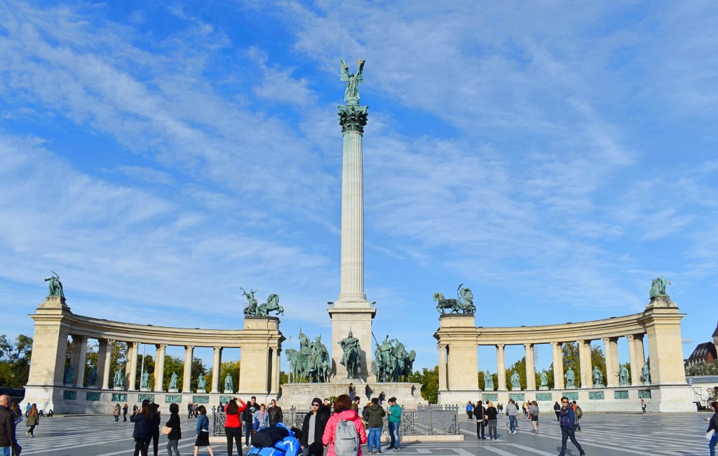 英雄廣場, Heroes Square
