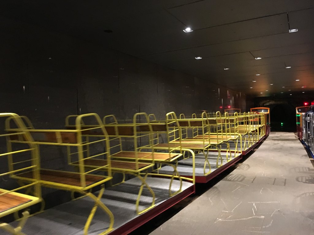 Postojnska jama, 波斯托伊那溶洞, 溶洞, 地下溶洞, 魔戒, Postojna Cave